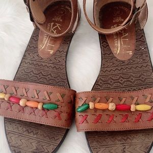 KALLI GENUINE LEATHER- Made in Brazil 6w
